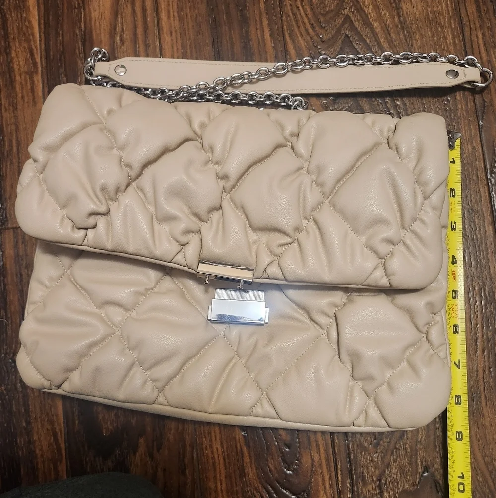 H&M sophisticated cream